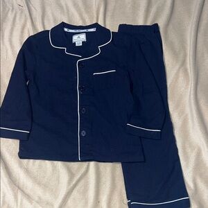 Petite Plume blue pajama set with white piping- size 5- comfortable and so cute